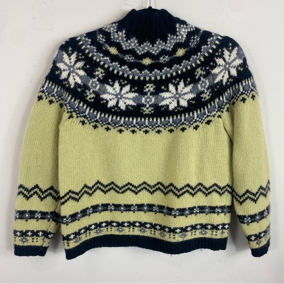 Nordic Patterned Women's Cardigan Sweater - Green and Black - Picture 5 of 10